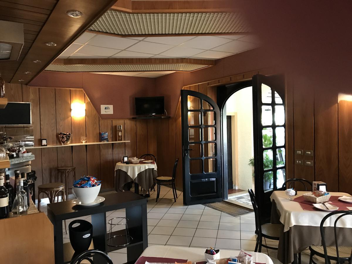 Hotel B&B Rispescia Grosseto מראה חיצוני תמונה