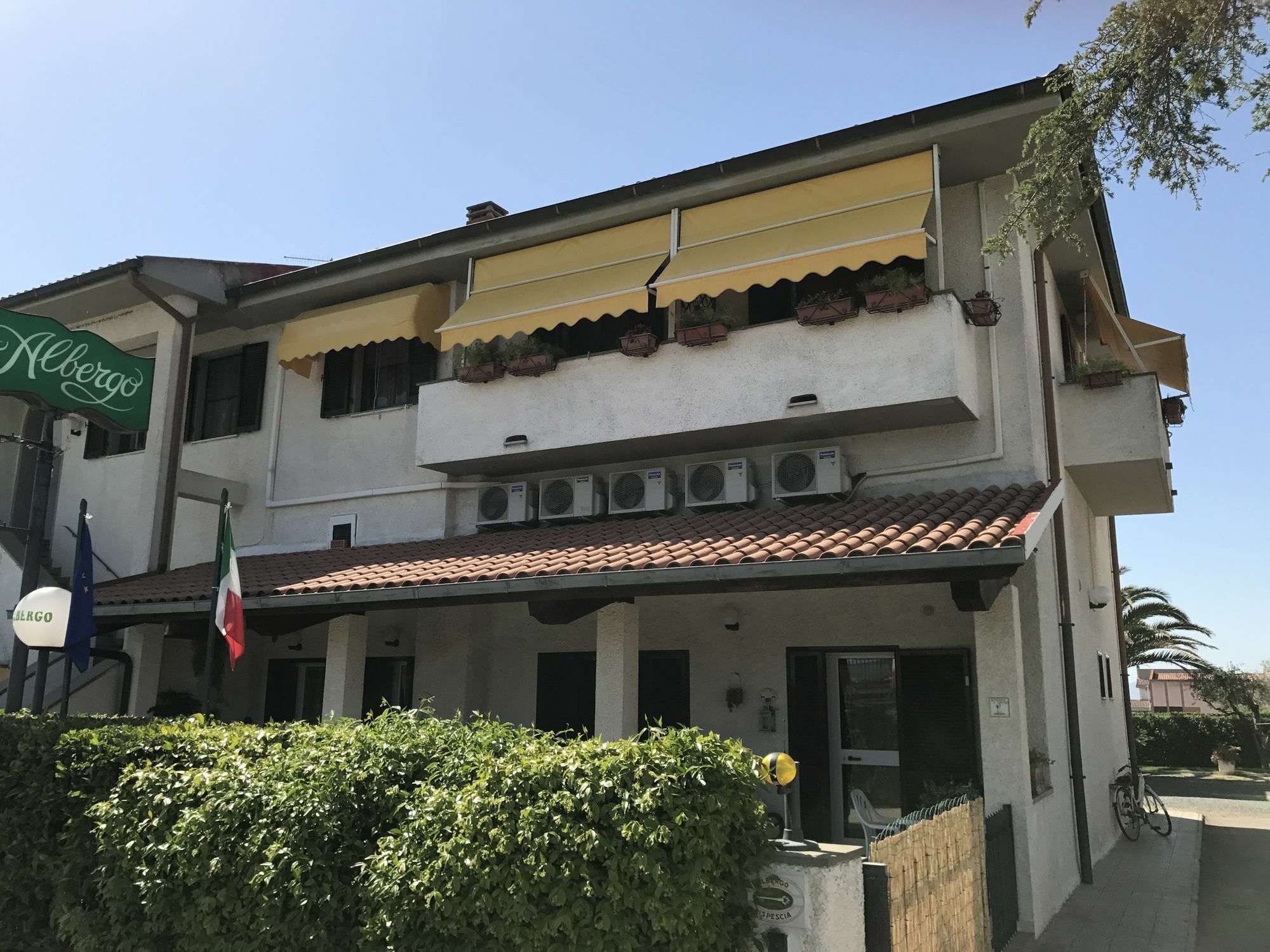 Hotel B&B Rispescia Grosseto מראה חיצוני תמונה